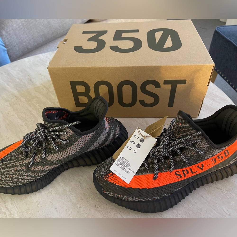 Brand new with tag. Never worn 100% authentic.